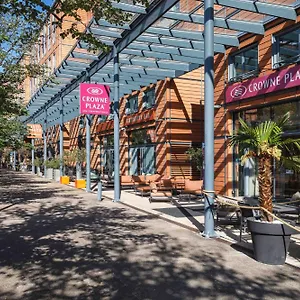 Crowne Plaza - Cite Internationale Отель